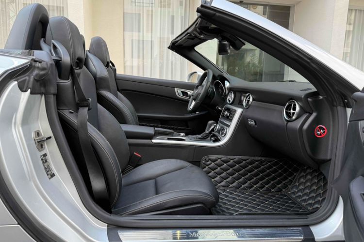 Used Mercedes-Benz SLK-Class 2011 SLK 200 Fashion Model