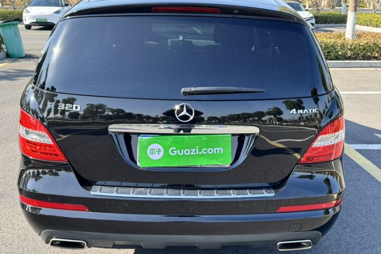 Used Mercedes-Benz R-Class 2017 R 320 4MATIC Business Edition Prestige Model
