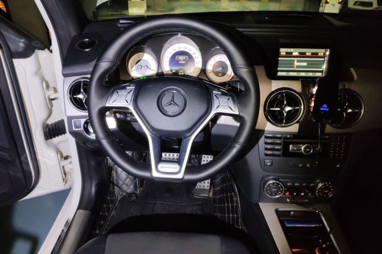 Used Mercedes-Benz GLK-Class 2015 GLK 260 4MATIC Fashion Edition Ultimate Version