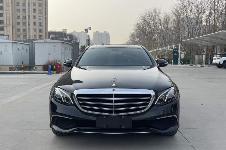 Used Mercedes-Benz E-Class 2019 E 260 L

