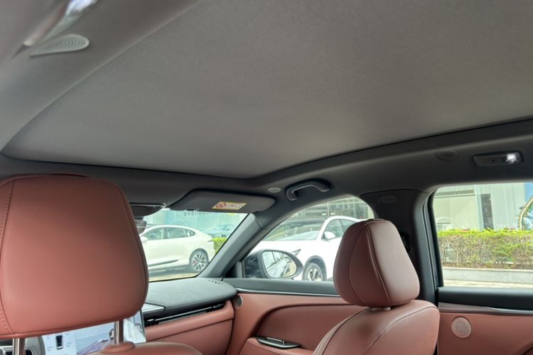 Used ARCFOX Alpha T5 2026 Model Pure Electric 660 Yuanjing Divine Driving Version
