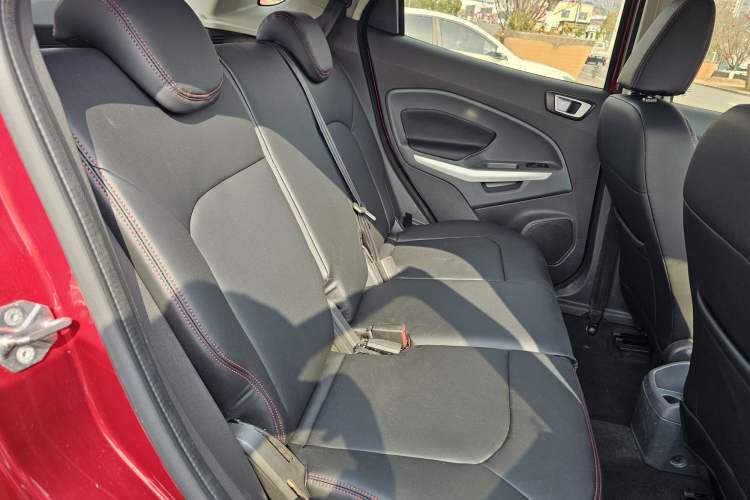 Used Ford EcoSport 2013 1.5L Automatic Fashion Model
