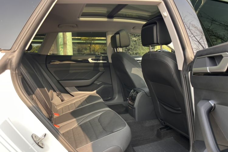 Used Volkswagen FAW-Volkswagen CC 2021 Estate Car 380TSI Vizion Edition
