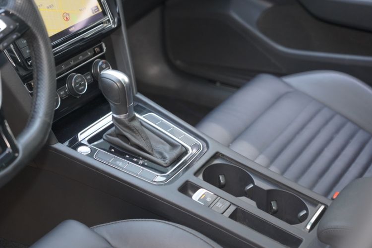 Used Volkswagen Magotan 2019 330TSI DSG Luxury Version China VI Standard