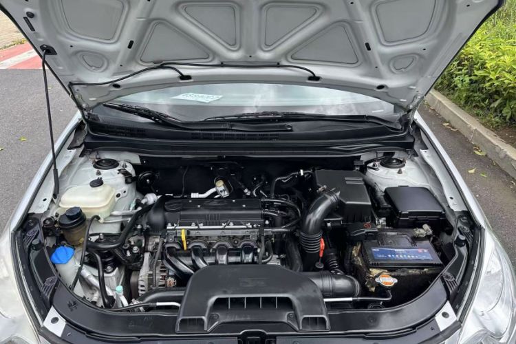 Used Hyundai Celesta 2015 1.6L Automatic Comfort Model
