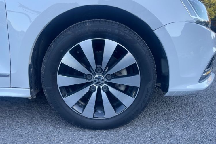 Used Volkswagen Sagitar 2017 180TSI Automatic Luxury Edition