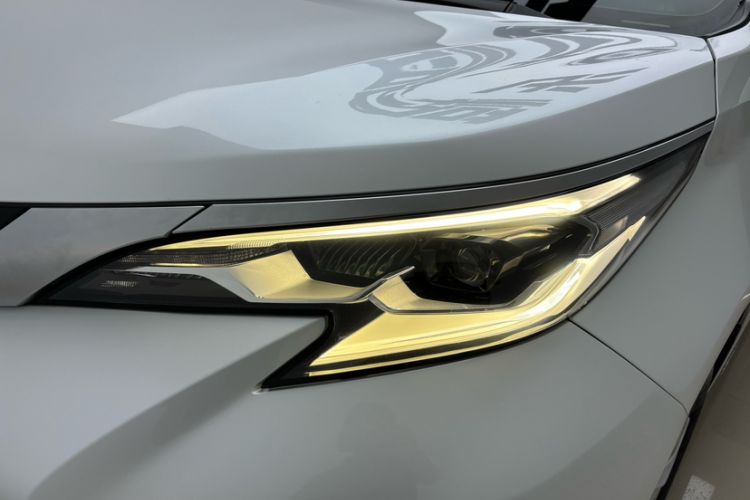 Used Toyota Sienna 2021 2.5L Hybrid Ultimate Edition
