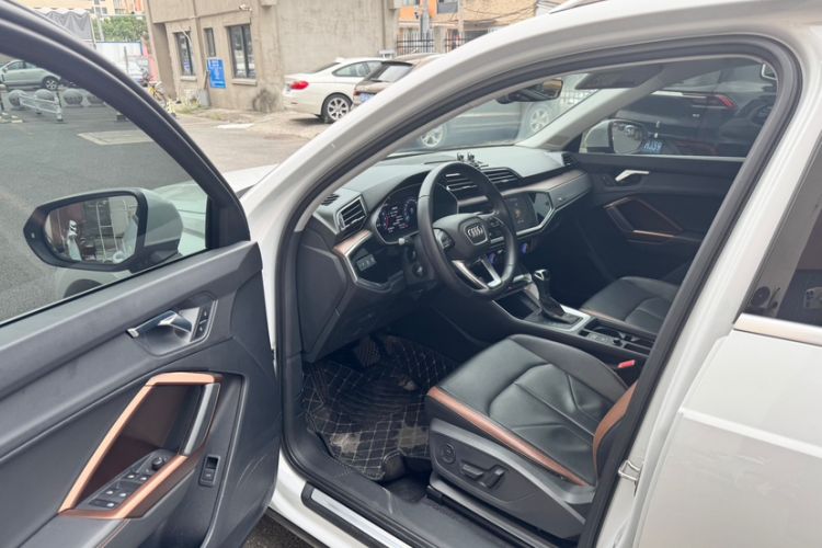 Used Audi Q3 2019 35 TFSI Fashionable and Elegant Model
