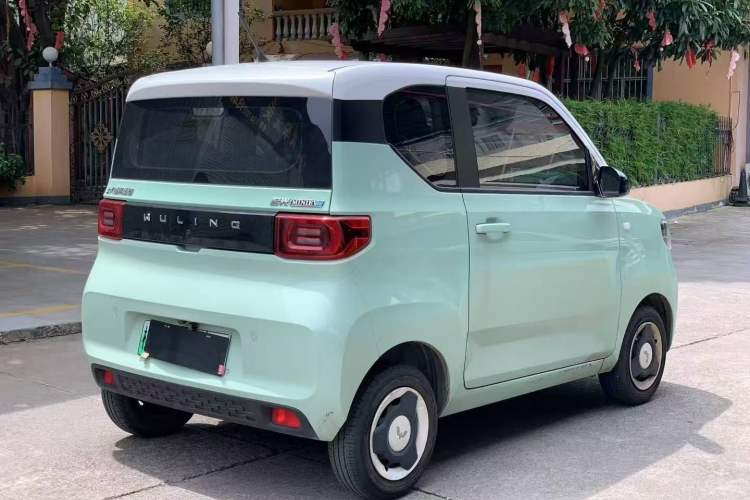 Used Wuling Hongguang MINIEV 2021 Macaron Premium Model – Lithium Iron Phosphate
