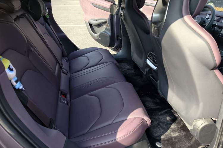 Used  SU7 2024 Four-Wheel Drive Ultra-Long Range Advanced Intelligent Driving Max Edition