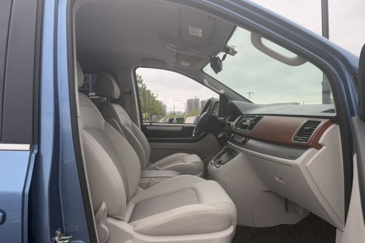 Used SAIC MAXUS G10 2016 2.0T Automatic Fashion Edition
