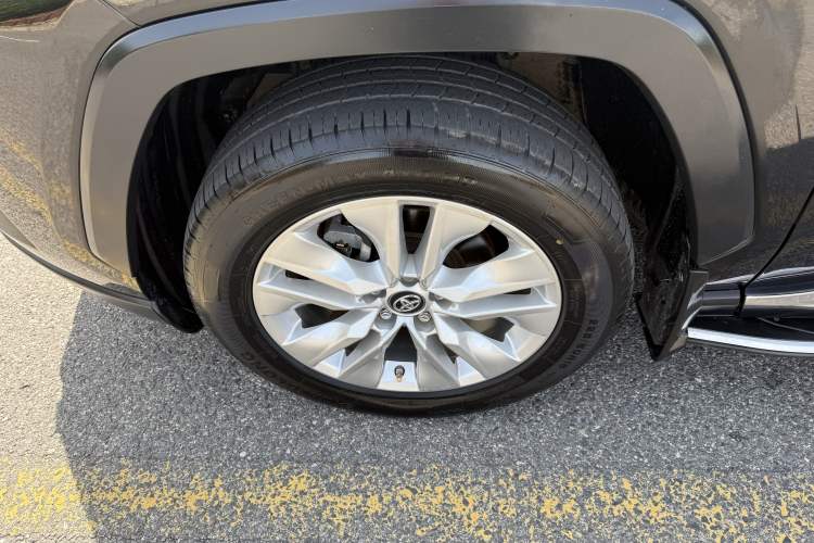 Used Toyota Wildlander 2022 2.0L CVT Two-Wheel Drive Leading Edition