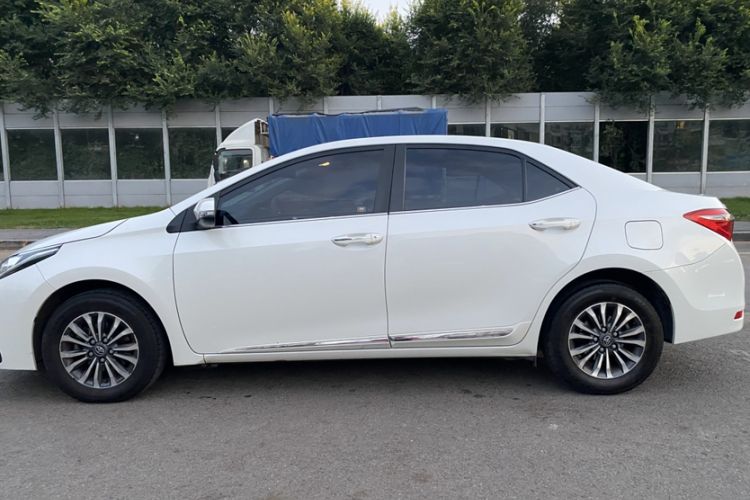 Used Toyota Corolla 2017 Revised Version 1.2T S-CVT GL-i
