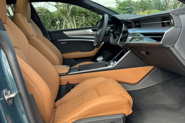 Used Audi A7L 2022 55 TFSI quattro S-line Edition One First Edition
