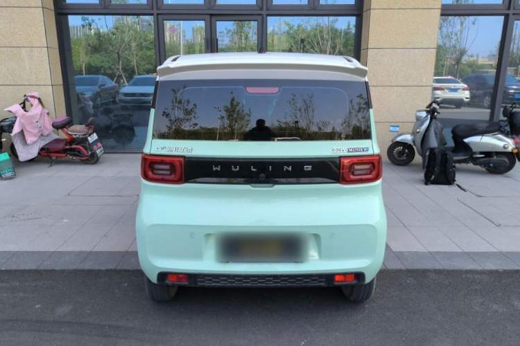 Used Wuling Hongguang MINIEV 2022 Macaron Premium Model – Lithium Iron Phosphate
