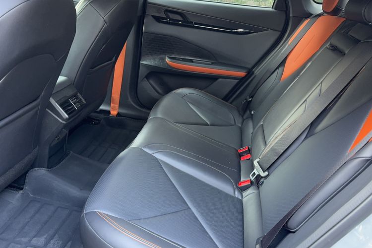 Used Changan UNI-V 2022 1.5T Prestige Version
