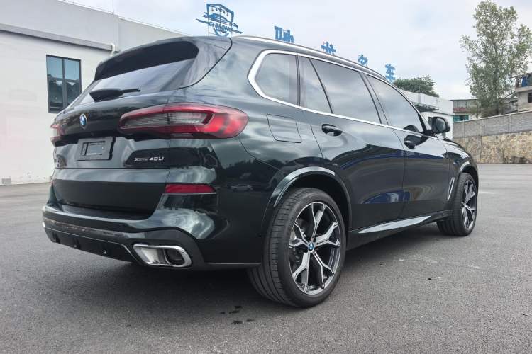 Used BMW X5 2022 Restyled xDrive 40Li M Sport Package
