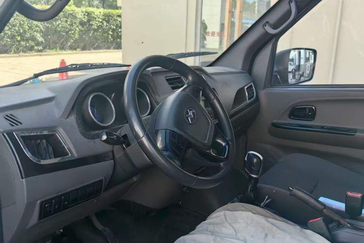 Used  Shuailing 2022 Standard Range with 41.64 kWh Lishen Power
