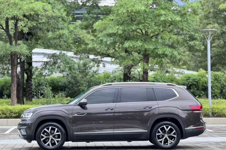 Used Volkswagen Teramont 2019 330TSI Two-Wheel-Drive Luxury Edition China VI Standard
