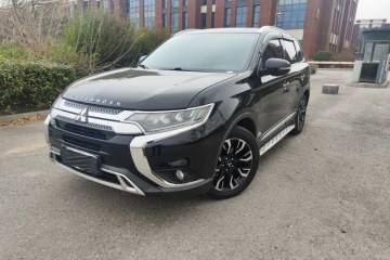 Used Mitsubishi Outlander 2019 2.4L 4x4 Zhi Xiang Edition 7 Seats China VI Standard