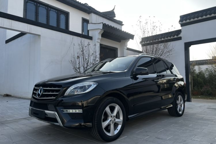 Used Mercedes-Benz M-Class 2015 ML 400 4MATIC Dynamic Model

