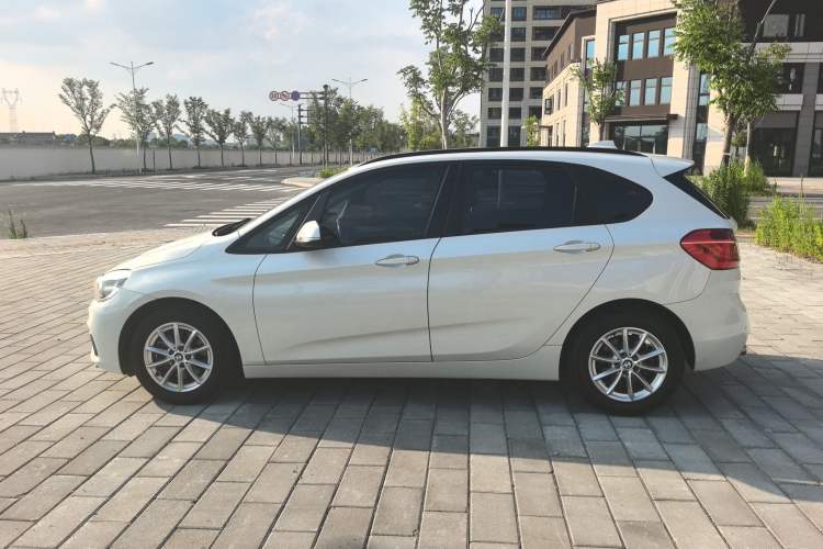 Used BMW 2 Series Active Tourer 2016 218i Fashion Model
