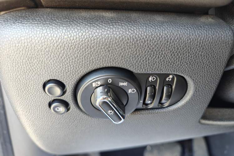 Used  MINI 2019 1.5T ONE PLUS Five-Door Edition
