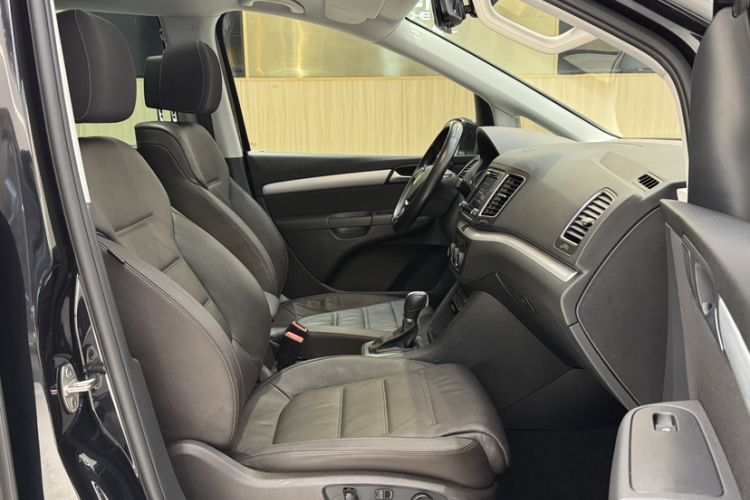 Used Volkswagen Sharan 2016 380TSI Comfort Edition 7-Seater
