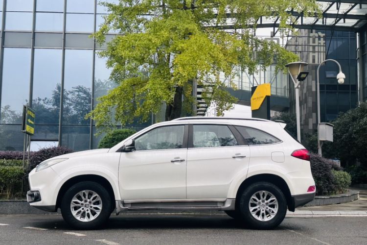 Used JMC Yusheng S350 2016 2.0T Automatic All-Wheel Drive Gasoline Luxury Version with Sunroof 5 Seats
