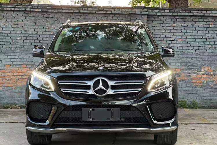 Used Mercedes-Benz GLE 2017 GLE 320 4MATIC Luxury Model
