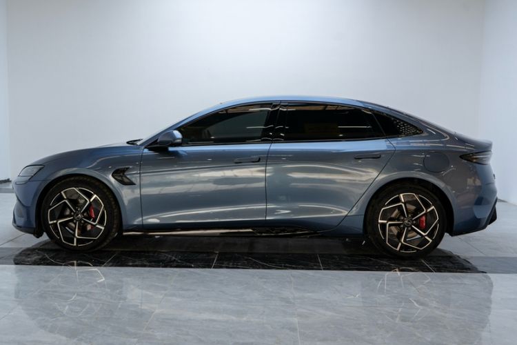 Used BYD Seal 2022 650 km All-Wheel-Drive Performance Version
