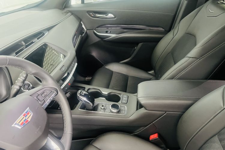 Used Cadillac XT4 2021 28T Two-Wheel Drive Tech Edition
