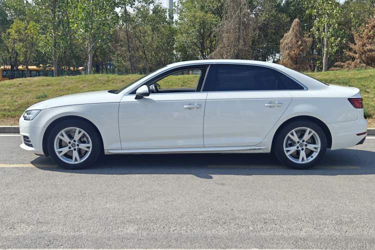 Used Audi A4L 2018 30th Anniversary Edition 40 TFSI Trendy Model
