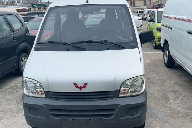 Used Wuling Zhiguang 2020 1.2L Practical Model China VI LSI
