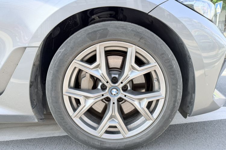 Used BMW i3 2024 eDrive 35 L
