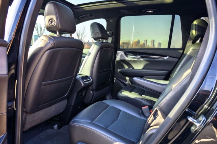 Used Cadillac XT6 2022 2.0T Six-Seater Four-Wheel-Drive Luxury Standard Edition
