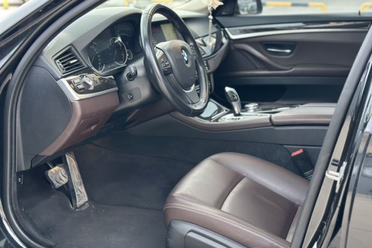 Used BMW 5 Series 2017 525Li Luxury Design Package
