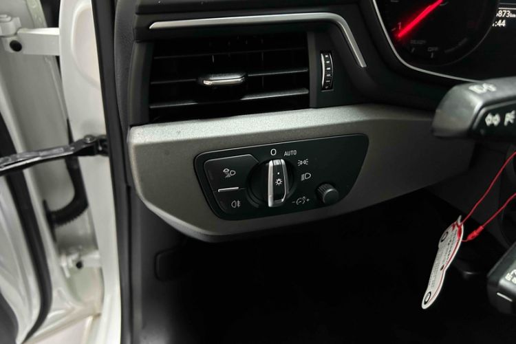 Used Audi A4L 2018 30th Anniversary Edition 40 TFSI Trendy Model