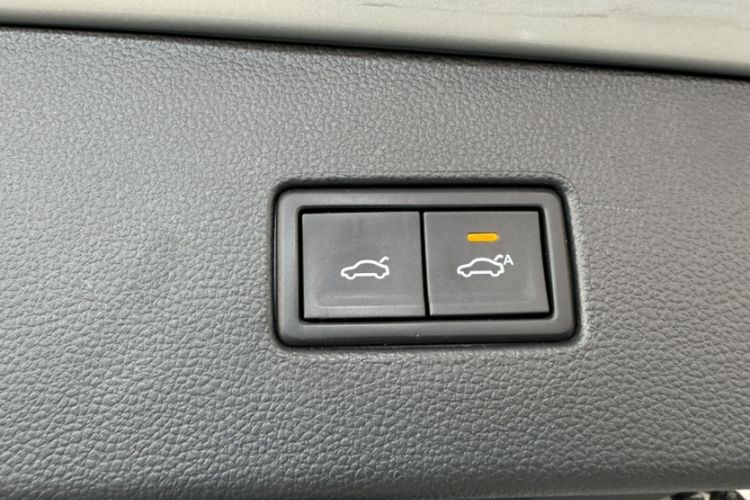 Used Volkswagen Tiguan L 2017 330TSI Automatic Two-Wheel Drive Flagship Edition
