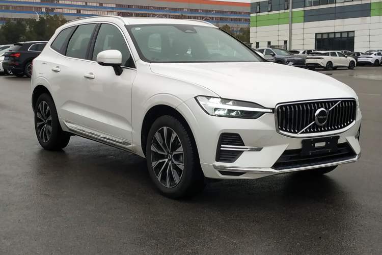 Used Volvo XC60 2025 B5 Four-Wheel Drive Smart & Advanced Luxury Edition
