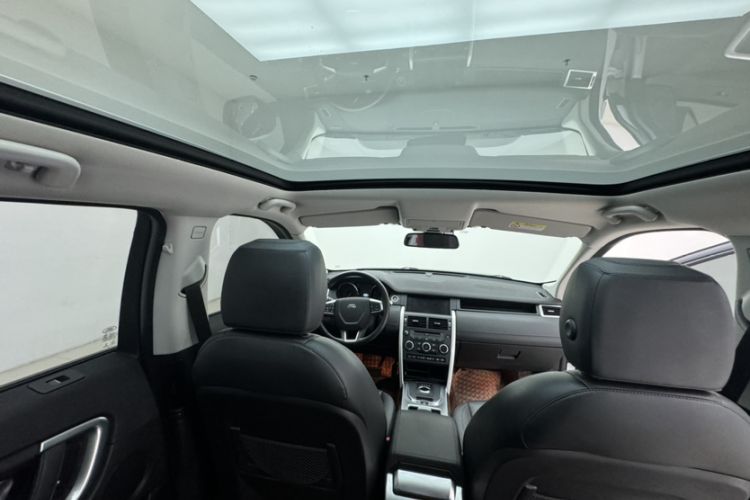 Used Land Rover Discovery Sport 2018 240 PS HSE Version
