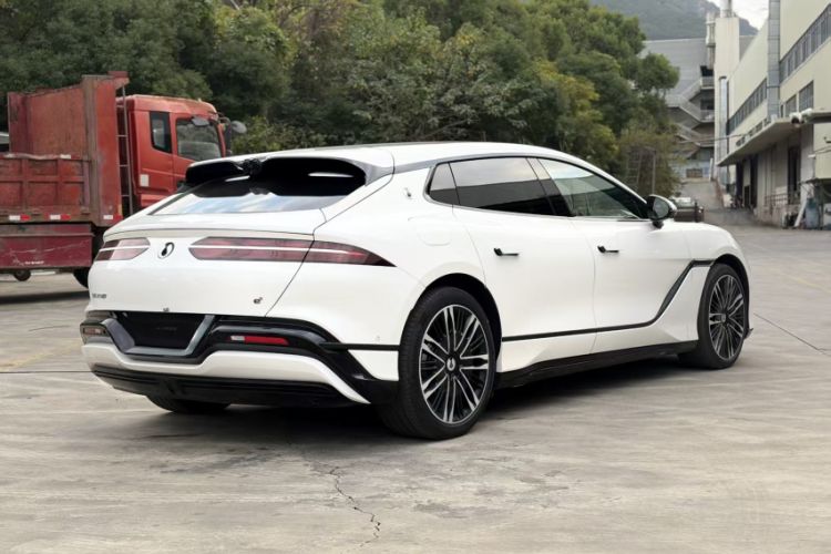 Used Denza Z9GT 2024 1100 Four-Wheel Drive Ultra Version
