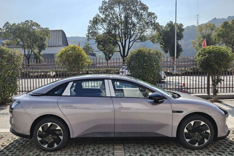 Used XPeng MONA M03 2025 515 Long-Range Plus
