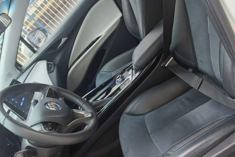 Used Buick Velite 6 2022 Plug-in Hybrid Connected Smart Model
