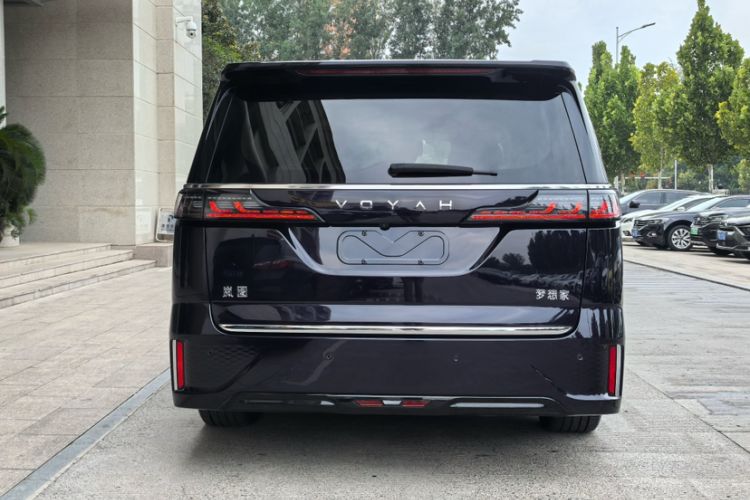 Used VOYAH Dream 2024 PHEV Ultra-Long Range Flagship Edition
