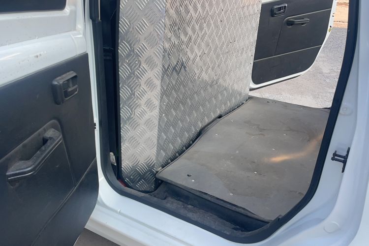 Used Dongfeng Fengon 330 2019 1.5L 330S Manual Luxury Van China VI Standard
