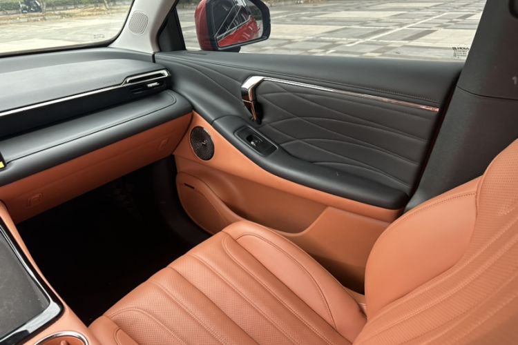 Used AION V 2024 Aion Tyrannosaurus 650 LiDAR Edition
