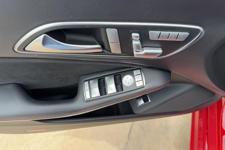 Used Mercedes-Benz CLA 2016 CLA 220 4MATIC
