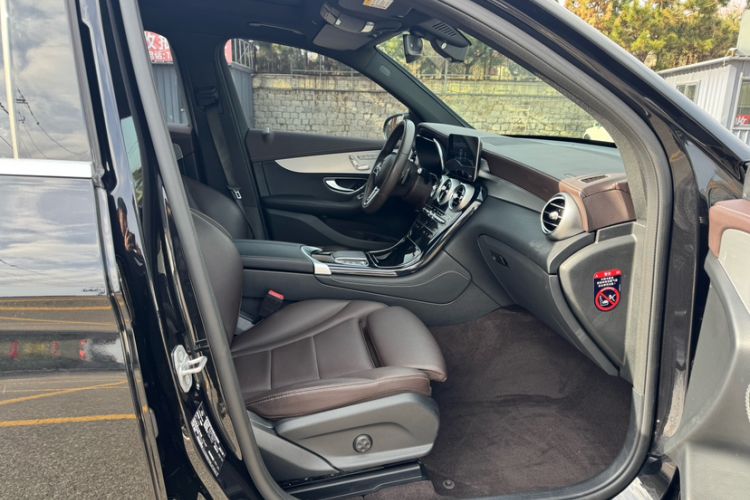 Used Mercedes-Benz GLC 2021 GLC 260 L 4MATIC Dynamic Edition