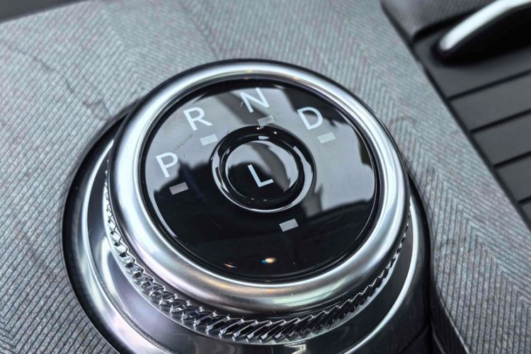 Used Ford Explorer 2024 2.3T EcoBoost Rear-Drive Trend Edition 6-Seater
